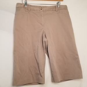 Alfani Women's Beige Bermuda Shorts Belt Loops Pockets Button & Zipper Size 16
